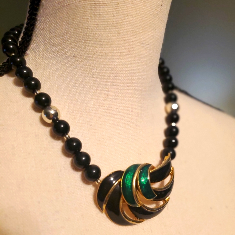 Statement Piece Classy Necklace - image 1